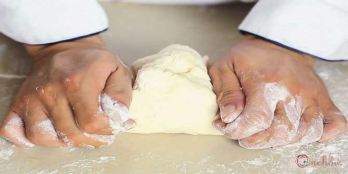 چگونه خمیر پیتزا خانگی درست کنیم