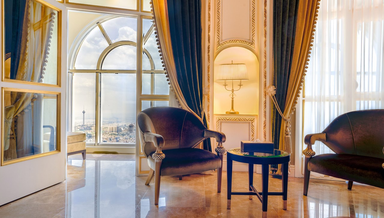 اتاقی با نمای زیبا در هتل اسپیناس پالاس